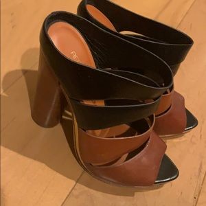 Rebecca Minkoff Vero Cuoio Rae Slide Sandals